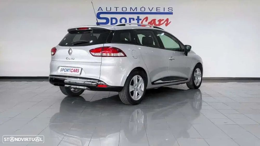 Renault Clio Sport Tourer - 12