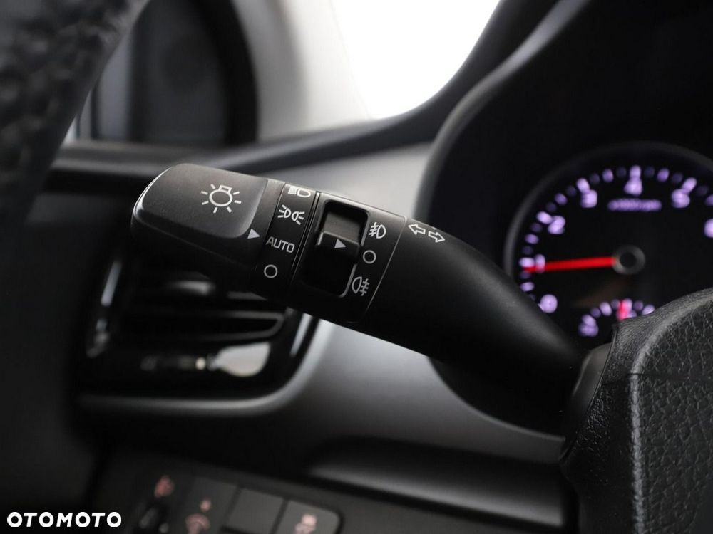 Kia Stonic 1.0 T-GDI 100 OPF Dream-Team Edition - 32