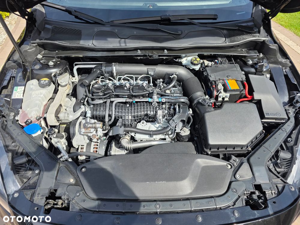 Volvo V40 D2 Drive-E R-Design Momentum - 12