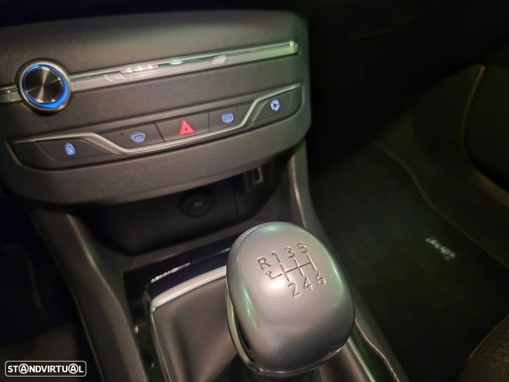 Peugeot 308 SW 1.5 BlueHDi Style - 23