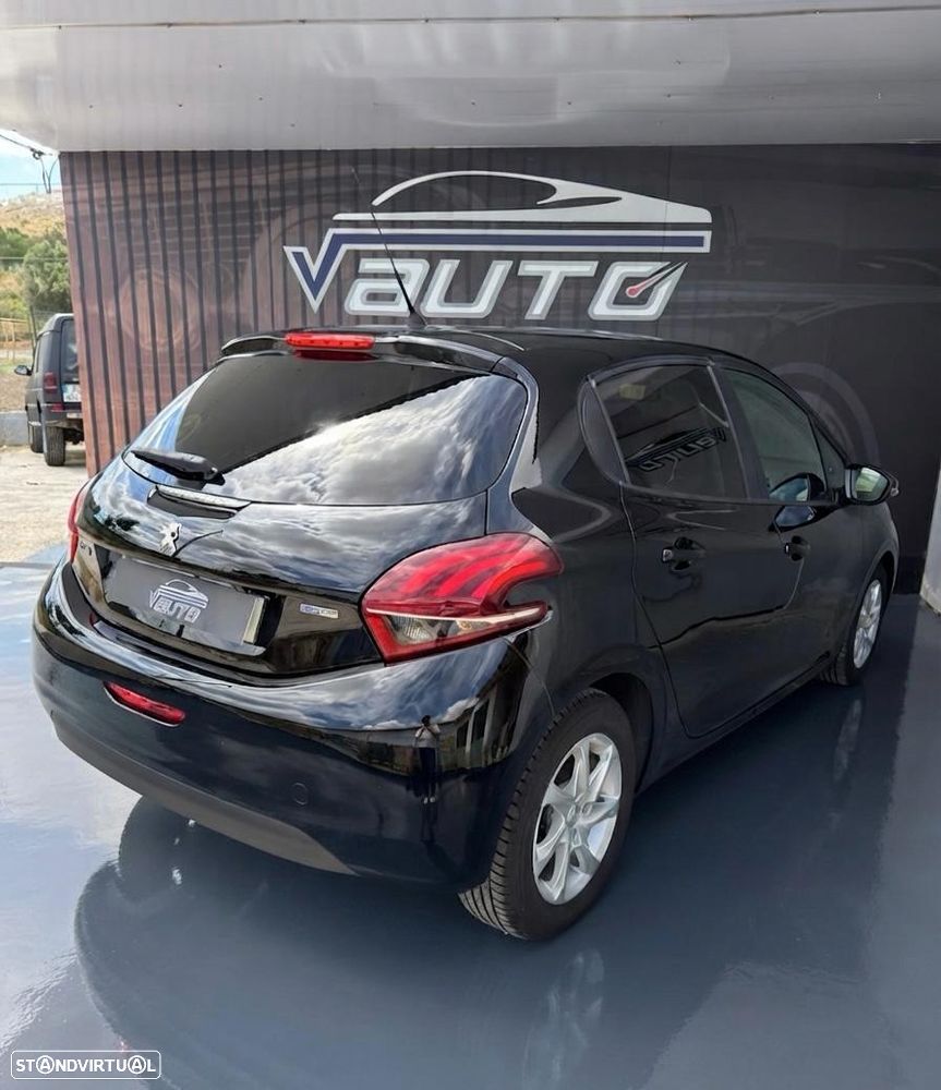 Peugeot 208 1.2 VTi Active - 12