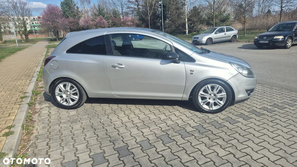 Opel Corsa - 9