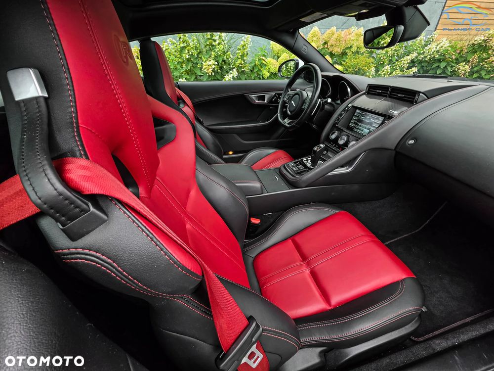Jaguar F-Type AWD R - 21