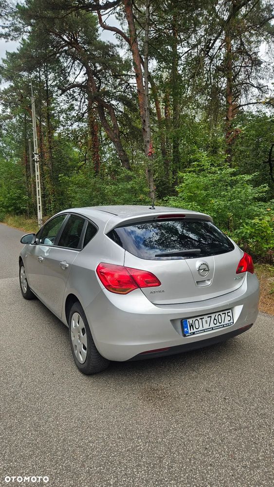 Opel Astra - 6