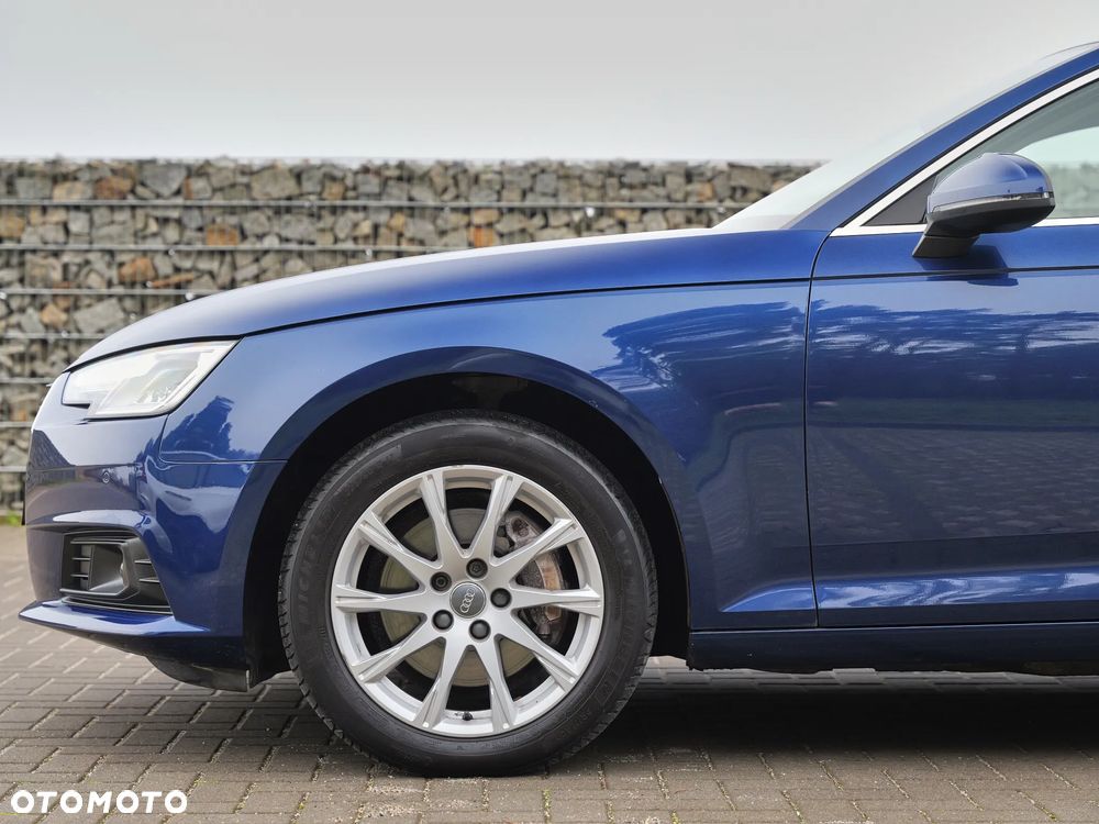 Audi A4 Avant 2.0 TDI S tronic quattro - 12