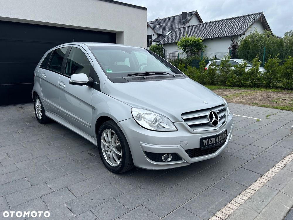 Mercedes-Benz Klasa B 180 BlueEFFICIENCY SPORT EDITION - 4