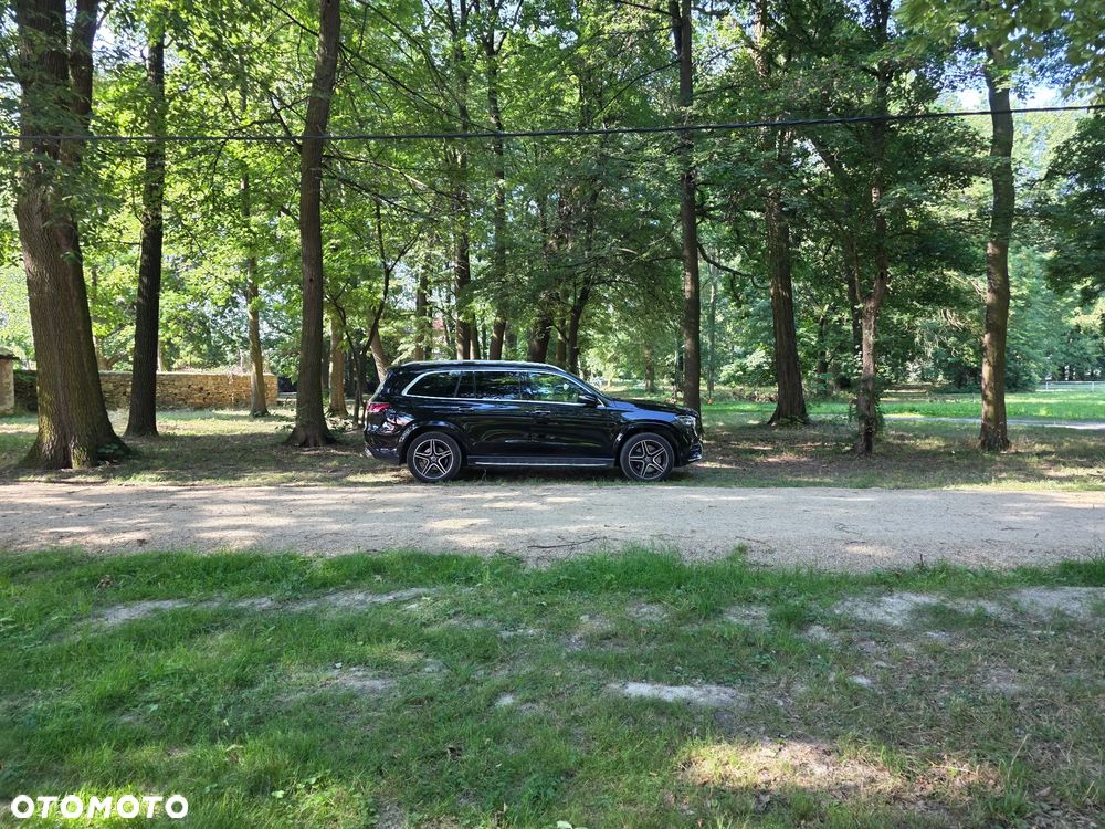 Mercedes-Benz GLS 350 d 4-Matic - 8