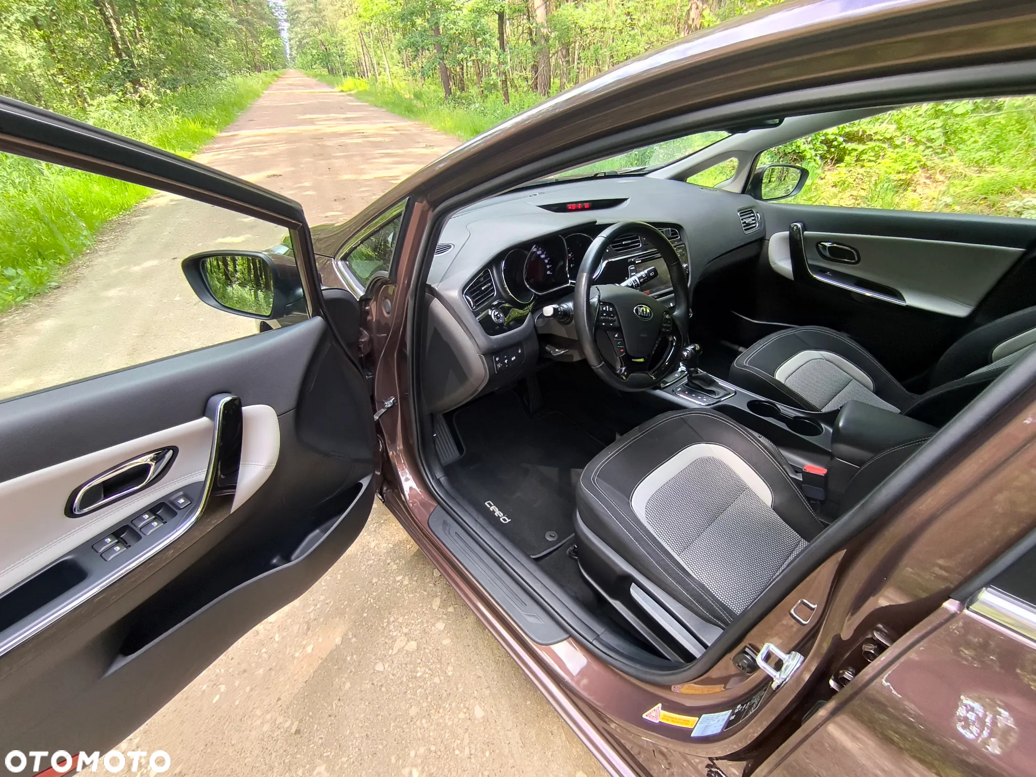Kia Ceed Cee'd 1.6 GDI L DCT - 11