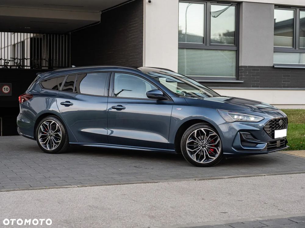 Ford Focus 2022 photo 3