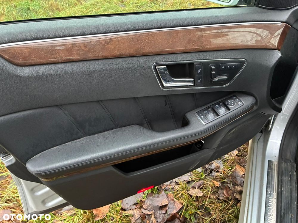 Mercedes-Benz Klasa E 350 CDI DPF 4Matic BlueEFFICIENCY 7G-TRONIC Avantgarde - 10