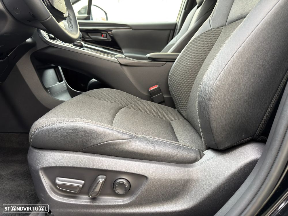 Toyota bZ4X 71,4 kWh Exclusive Limited - 30