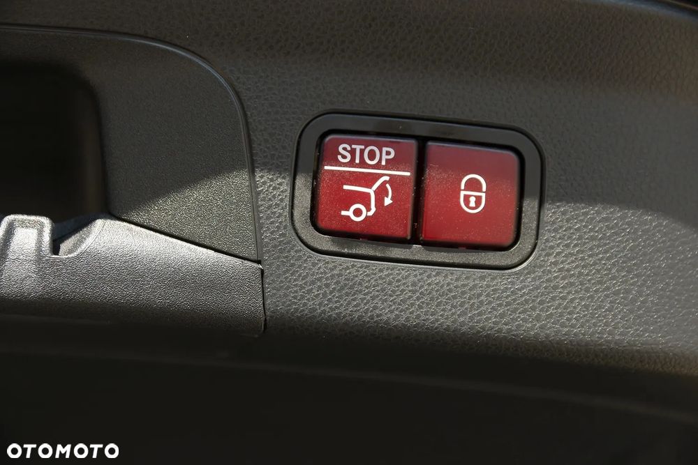 Mercedes-Benz GLC 220 d 4Matic 9G-TRONIC Exclusive - 22