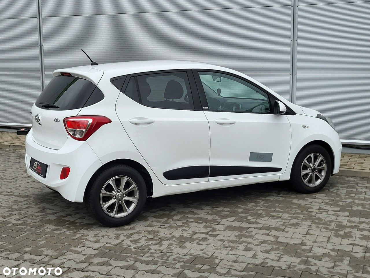 Hyundai i10 - 12