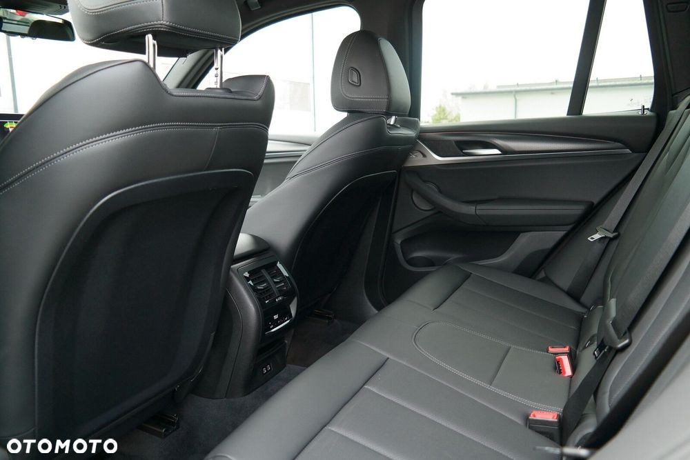 BMW X3 - 11