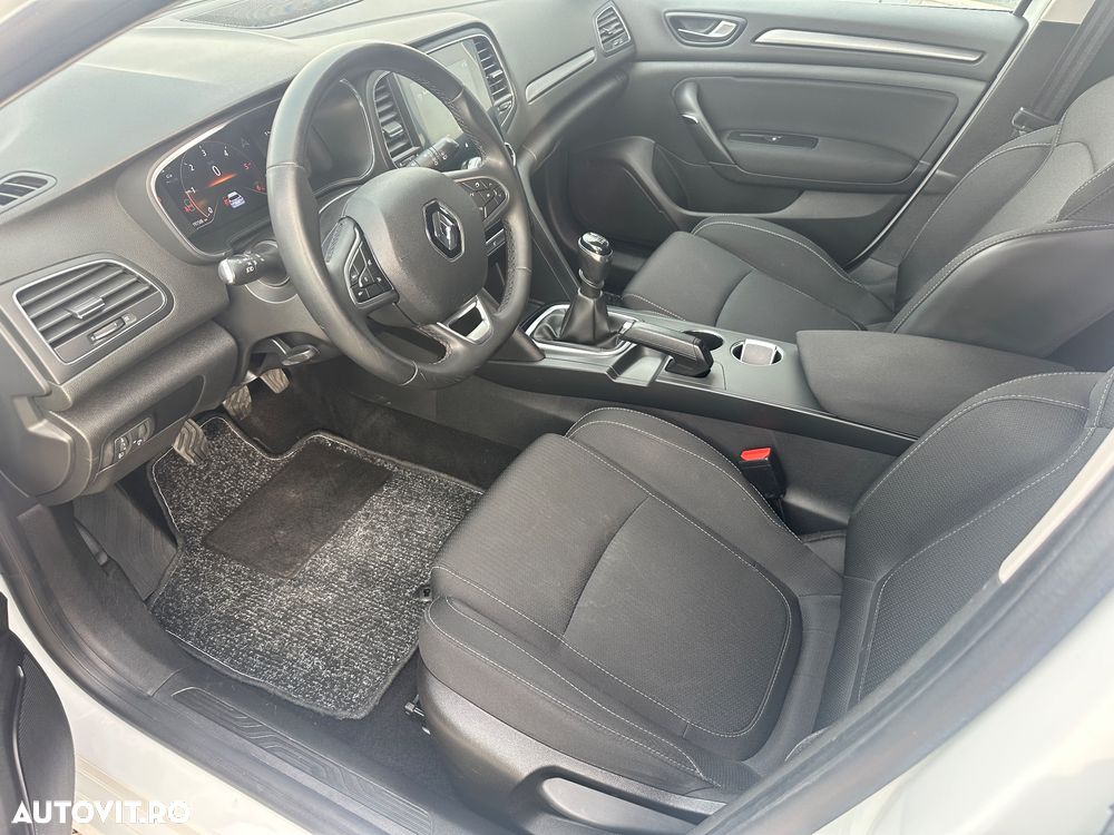 Renault Megane Blue dCi 116 Life - 15