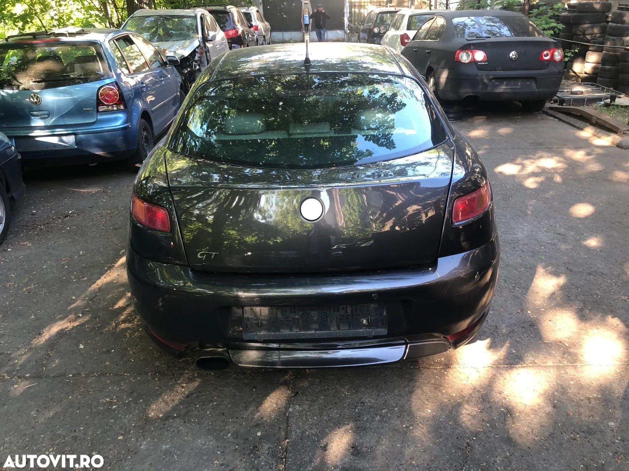 Haion Alfa Romeo GT 2006 gri cu luneta - 1