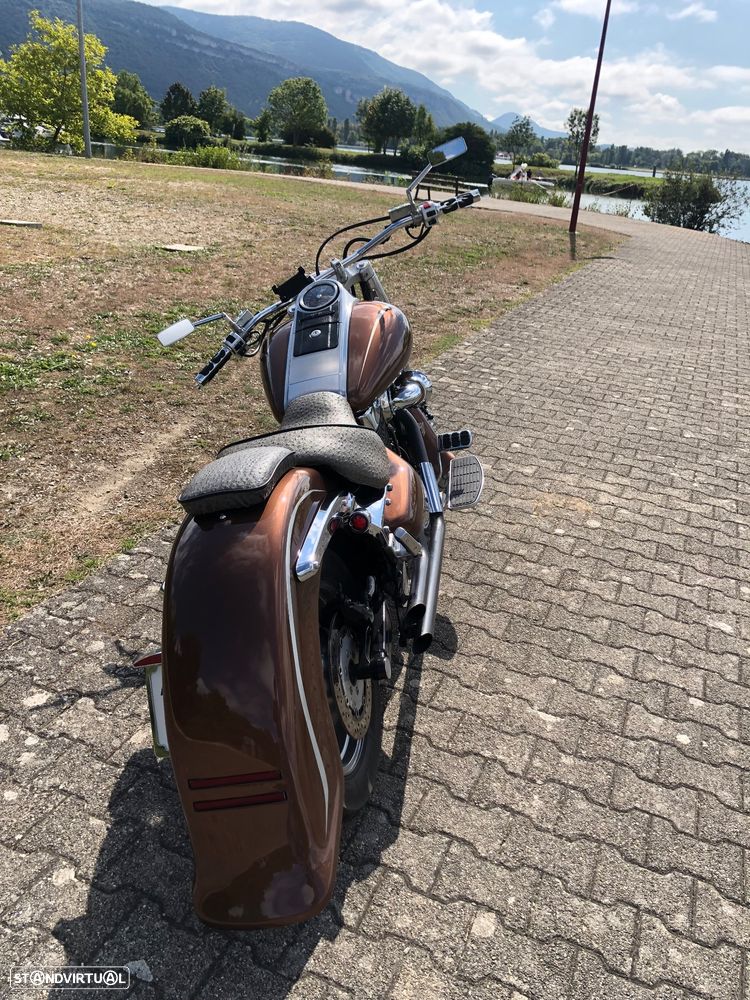 Suzuki Intruder - 2