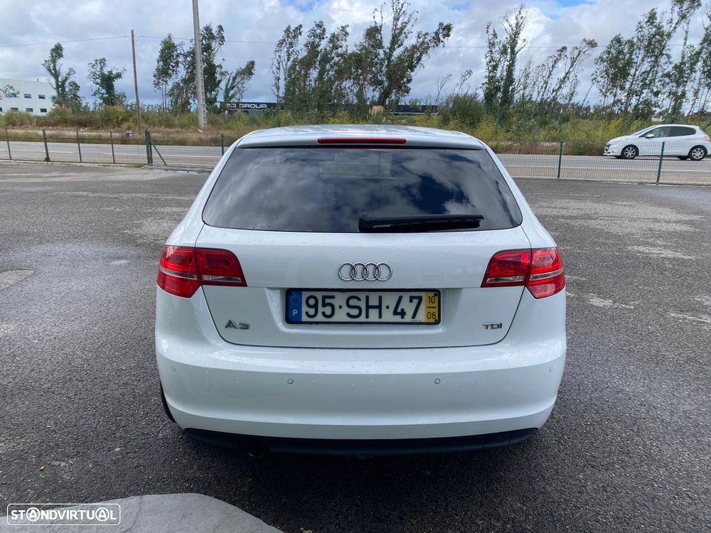 Audi A3 Sportback 1.6 TDI S-line - 5