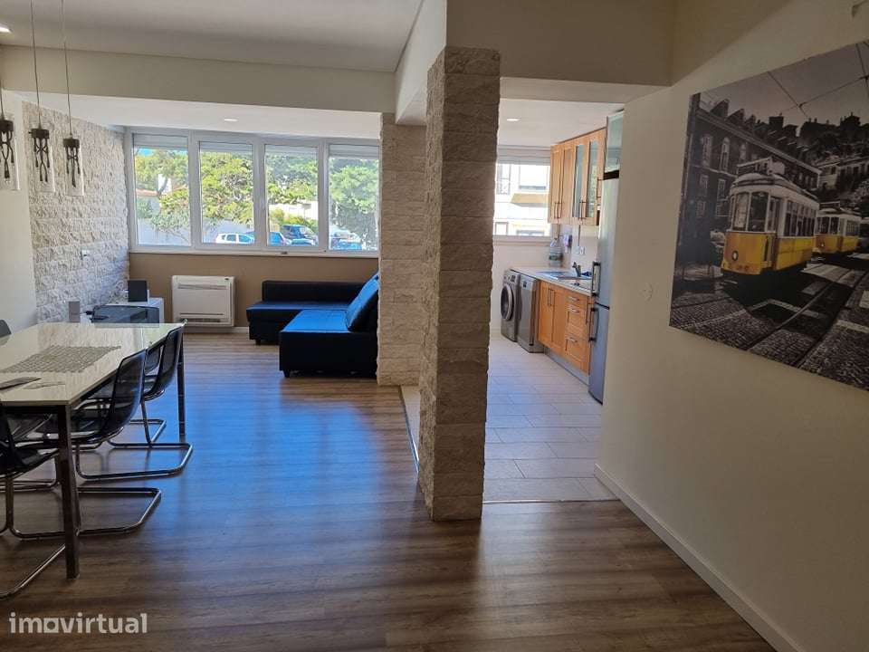 Apartamento T2 remodelado Parede-central - Grande imagem: 3/10