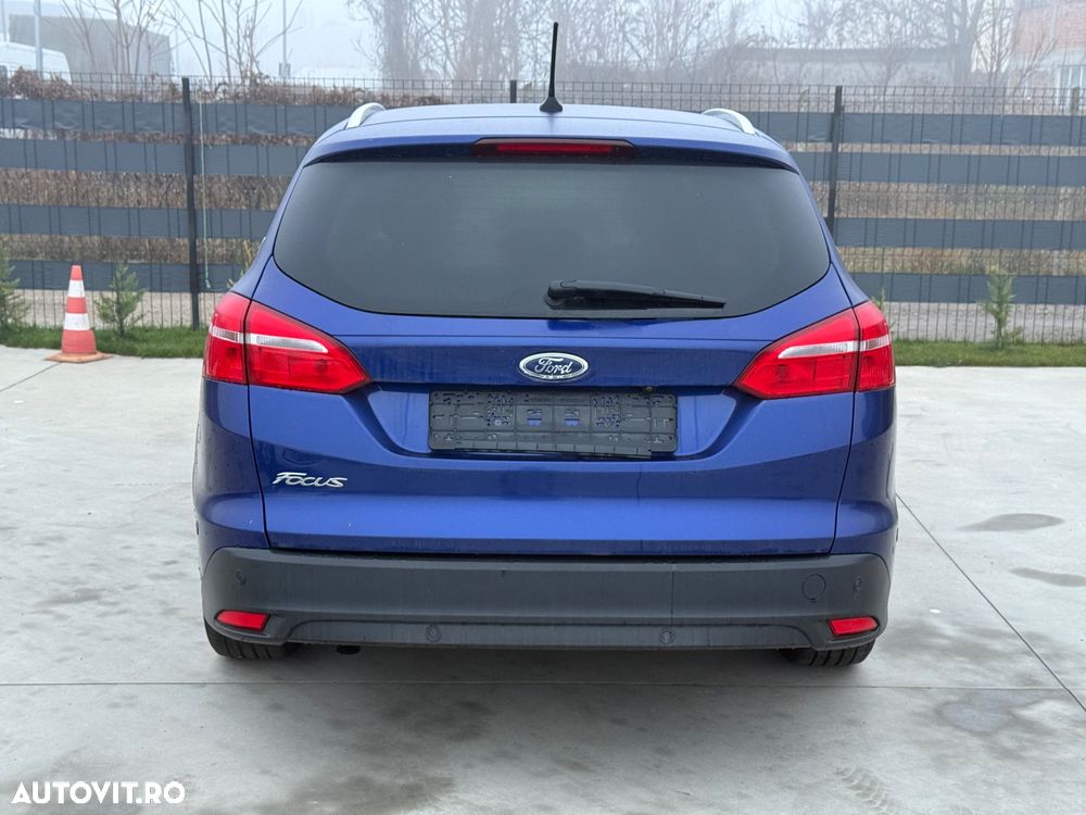 Ford Focus - 7