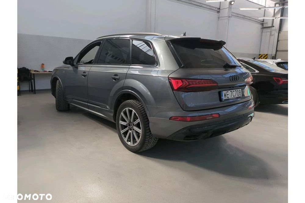 Audi Q7 - 2