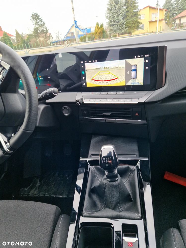 Opel Astra 1.2 T GS Line S&S - 31