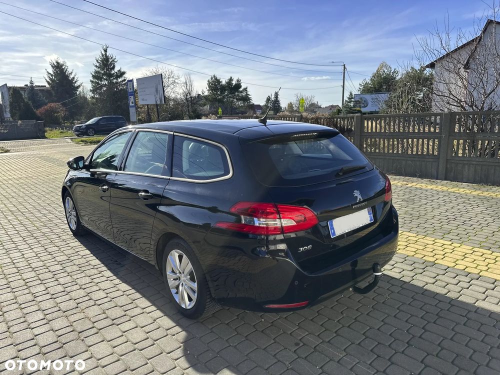 Peugeot 308 BlueHDi FAP 130 Stop & Start Active - 11