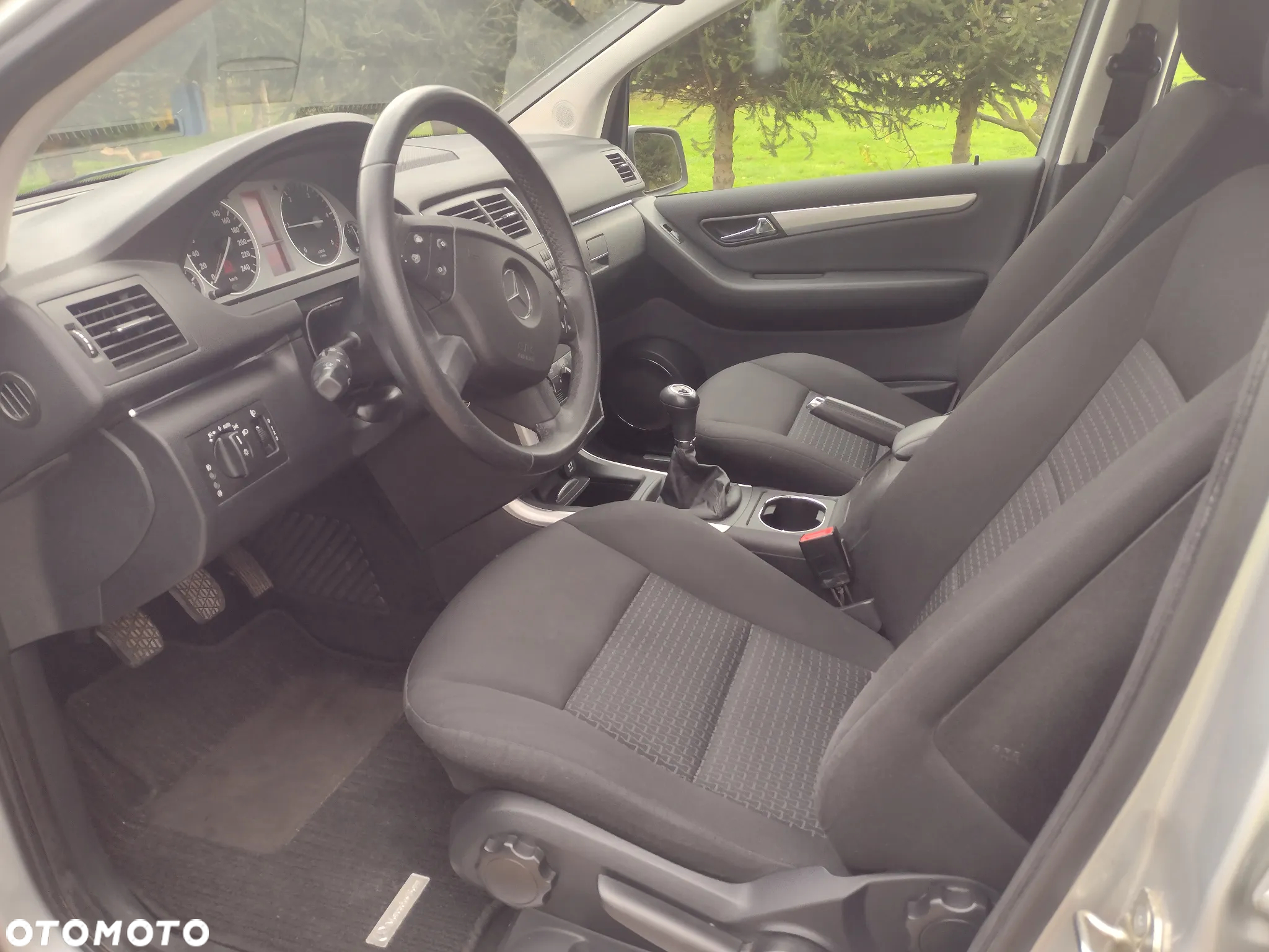 Mercedes-Benz Klasa B 200 CDI - 7