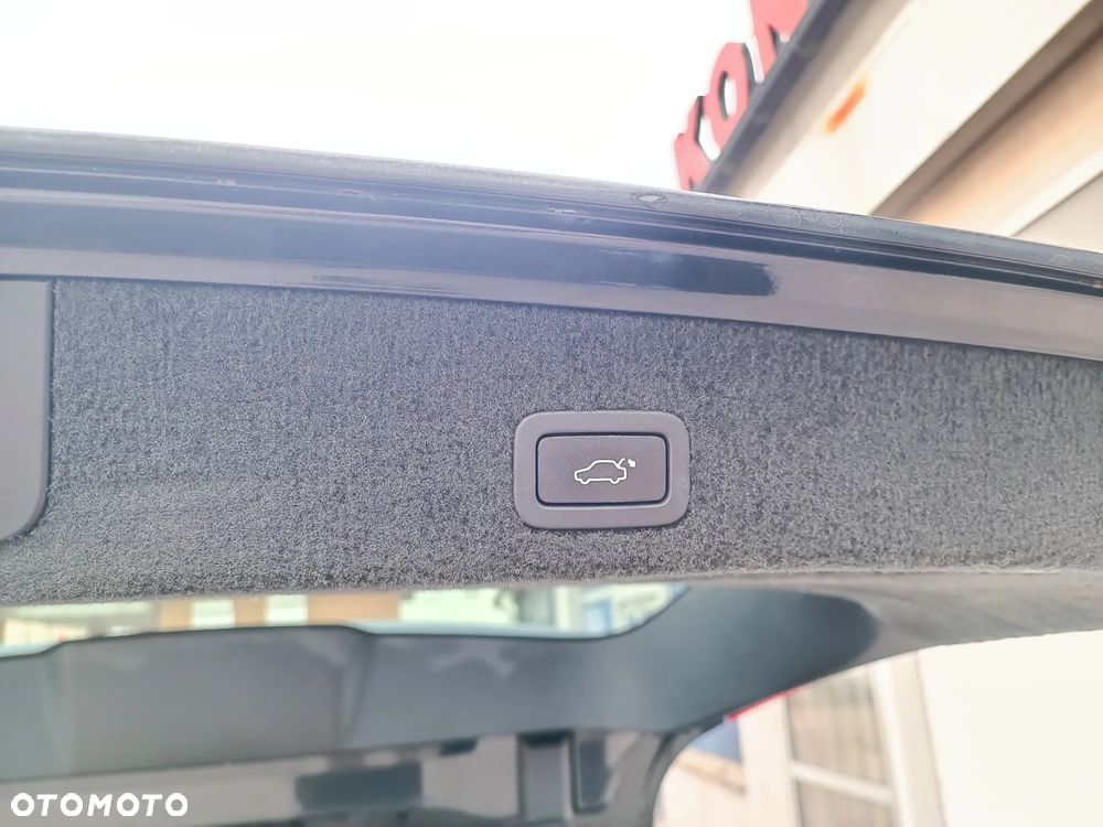 Volvo V70 T4 Powershift Summum - 31