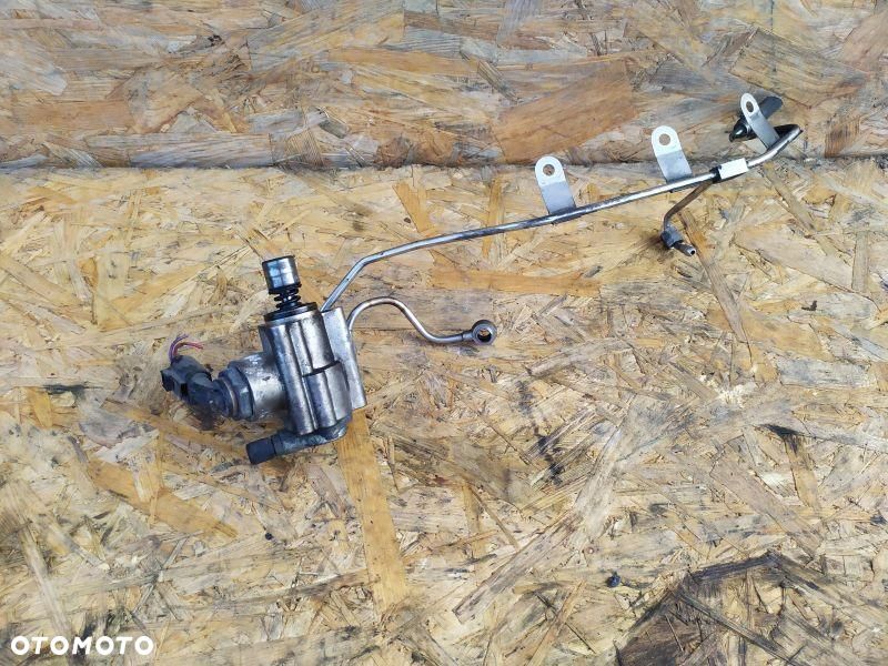 POMPA WYSOKIEGO CIŚNIENIA PALIWA VW PASSAT FSI B6 06F127025D - 1