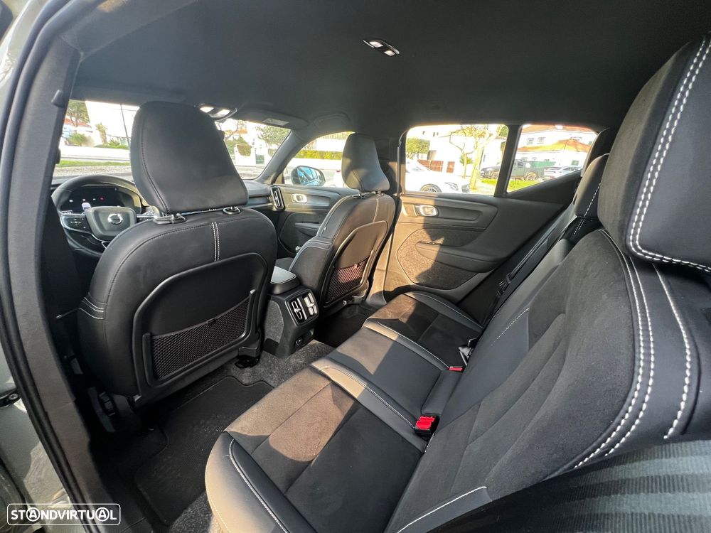 Volvo XC 40 Recharge Plus - 6