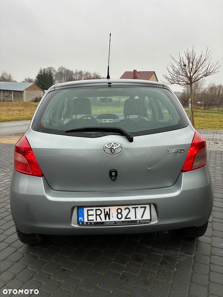 Toyota Yaris 1.0 Luna A/C - 7
