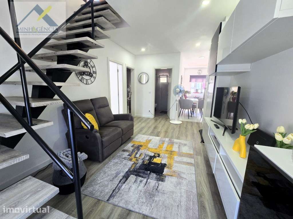 Apartamento T2 Duplex remodelado no Lavradio - Grande imagem: 3/28