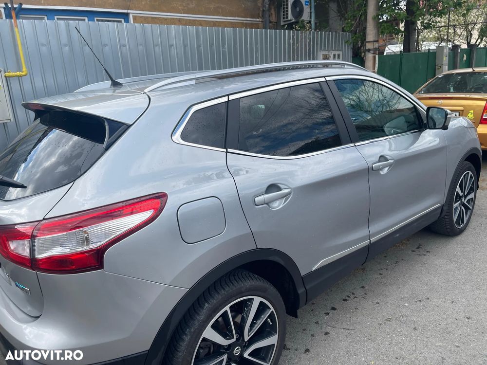 Nissan Qashqai 1.6 DCI Xtronic TEKNA - 9