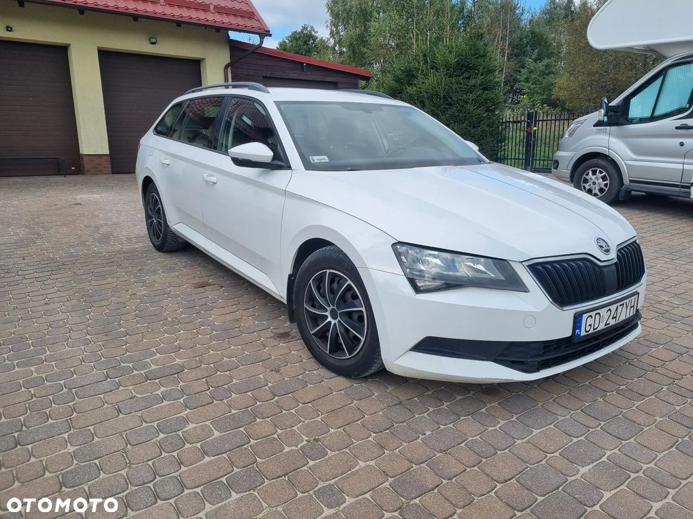 Skoda Superb 1.6 TDI Active - 1