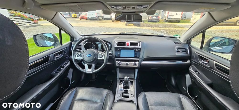 Subaru Legacy - 14
