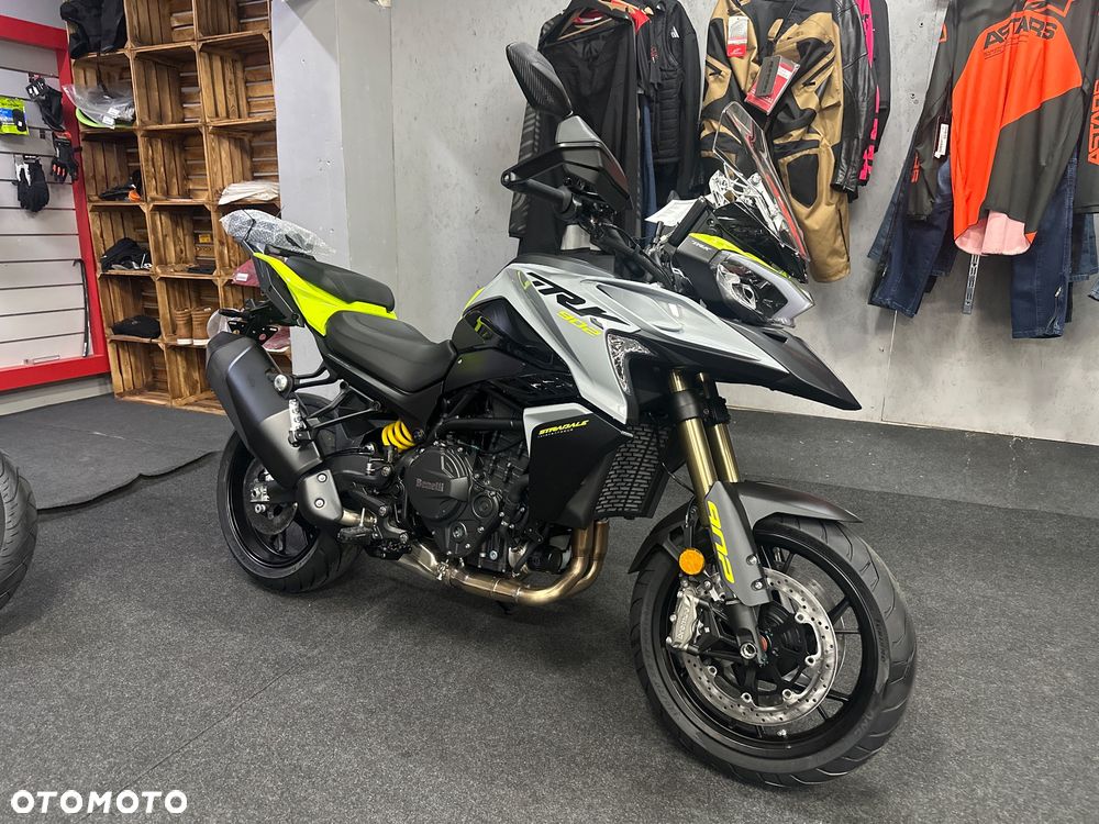 Benelli TRK 902 Xplorer - 1
