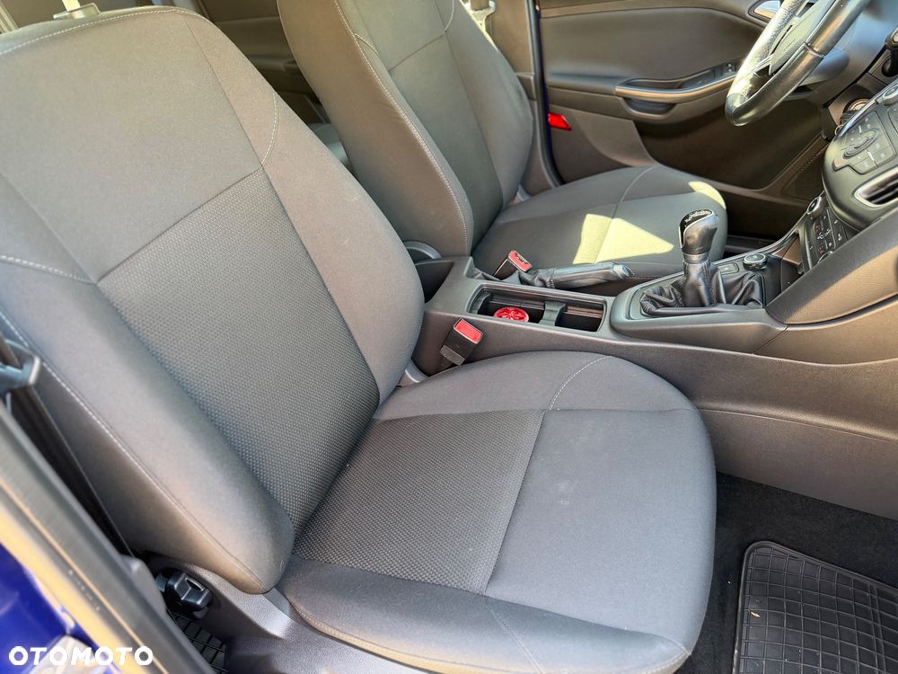 Ford Focus - 13