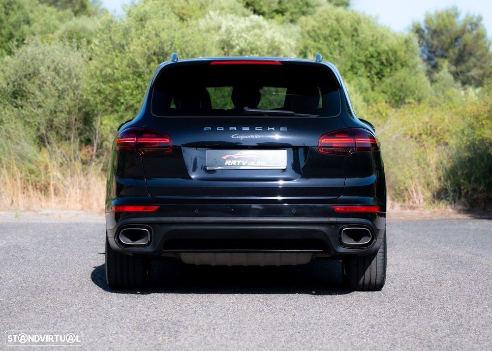 Porsche Cayenne 3.0 V6 - 12