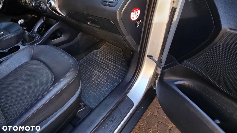 Hyundai ix35 1.6 2WD Comfort - 16