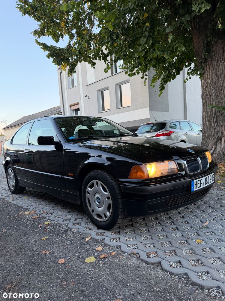 BMW Seria 3 316i - 22