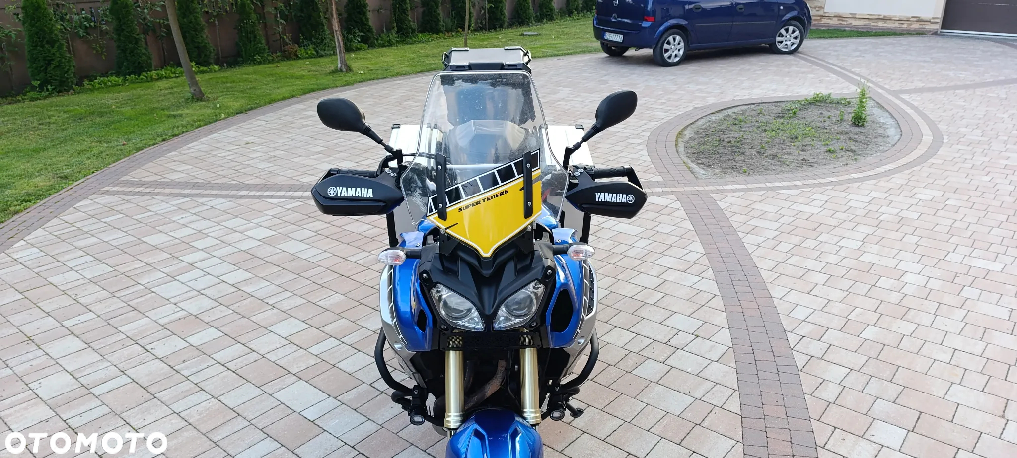 Yamaha Super Tenere - 4