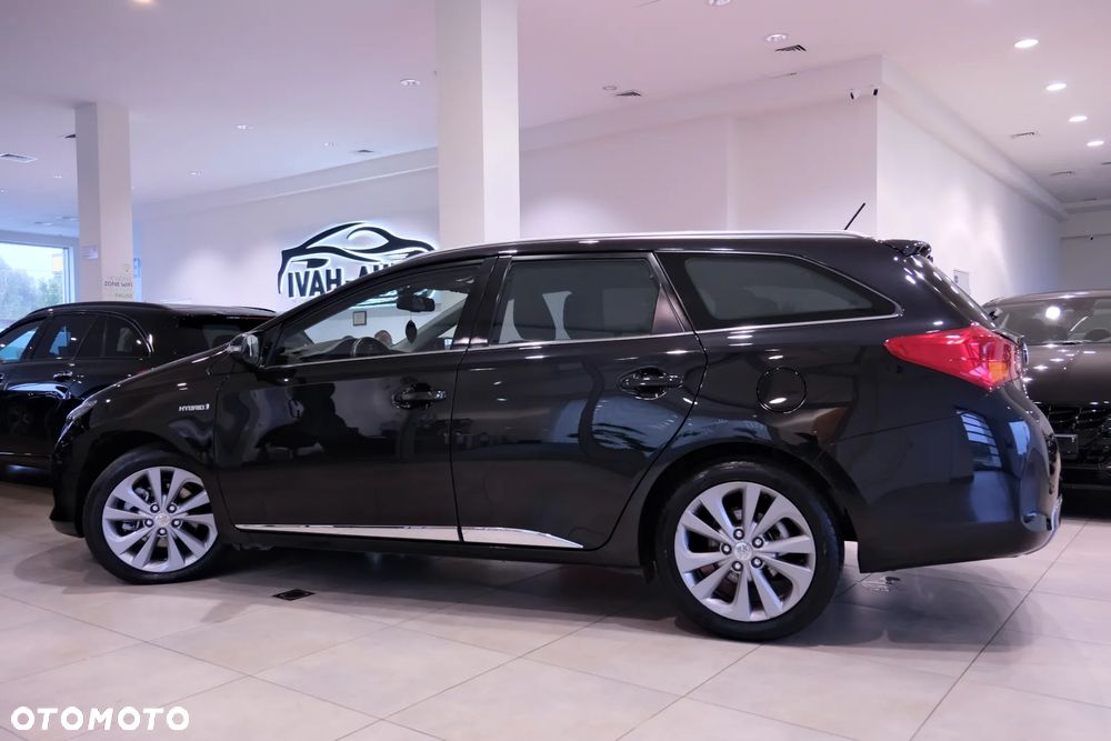 Toyota Auris 1.8 HSD Luna - 10