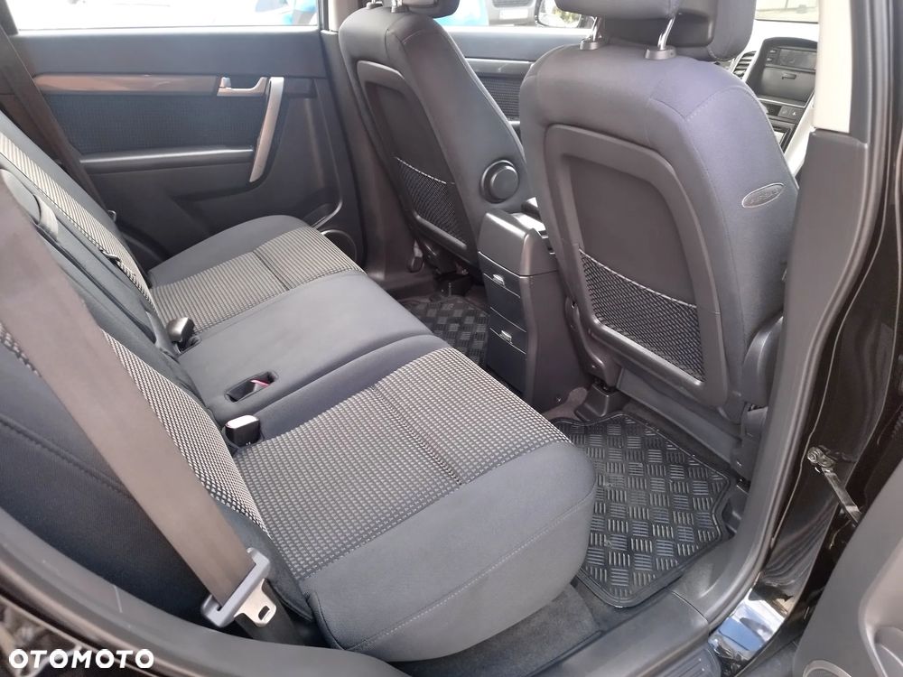 Chevrolet Captiva 2.4 LS 5os - 20