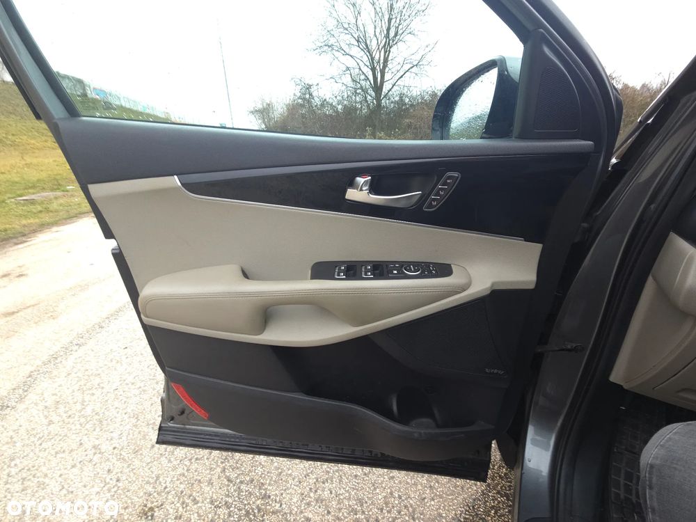 Kia Sportage 2.0 CRDI XL AWD - 29