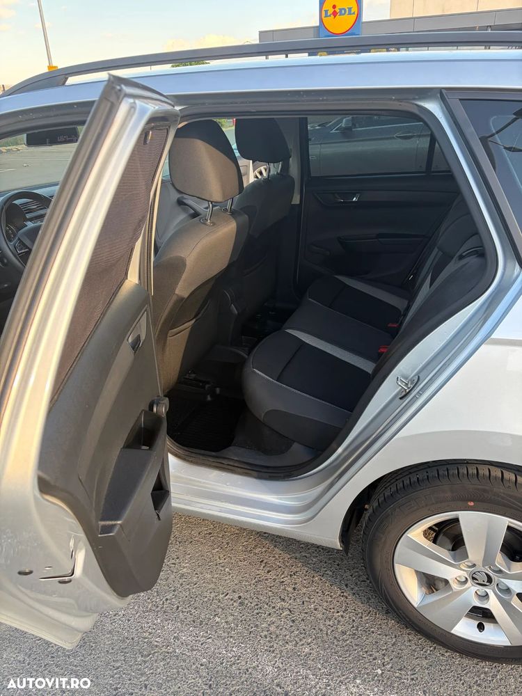 Skoda Fabia 1.0 TSI Ambition - 9