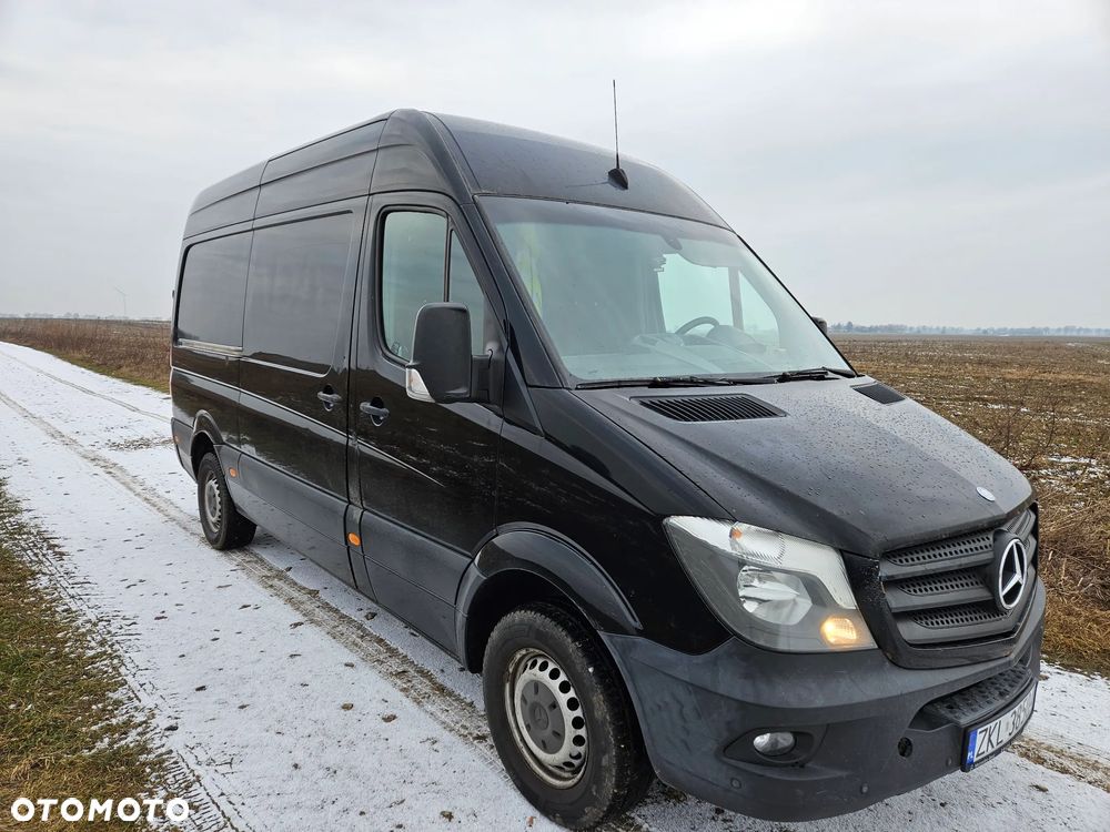 Mercedes-Benz Sprinter - 4