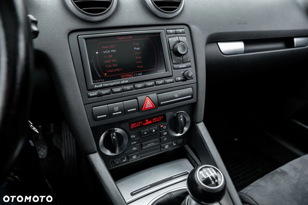 Audi A3 Sportback 2.0 TDI Ambiente - 33