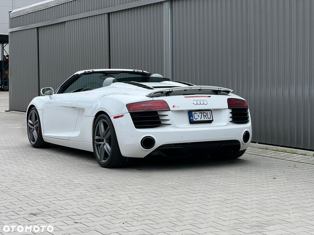 Audi R8 Spyder 4.2 Quattro S tronic - 5