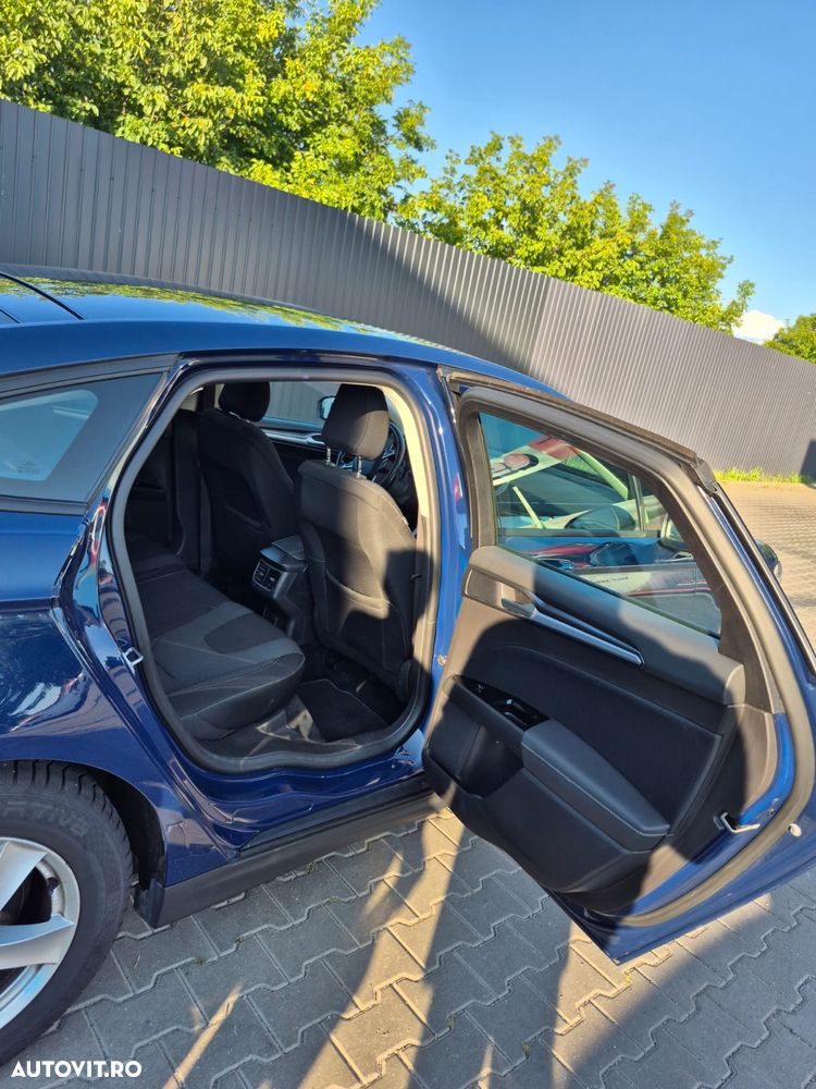 Ford Mondeo 2.0 TDCi Powershift Business - 6